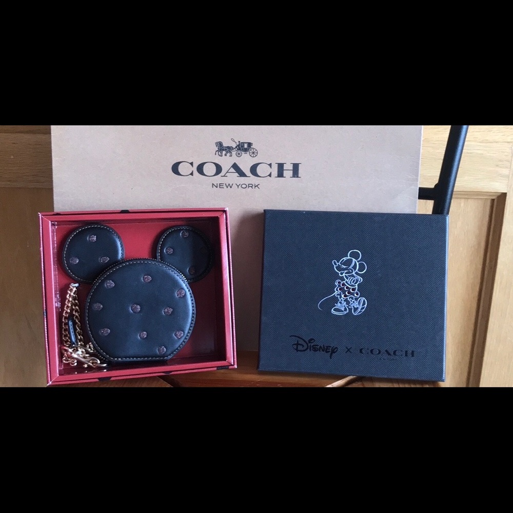 Disney X Coach Boxed Minnie Mouse Coin Case